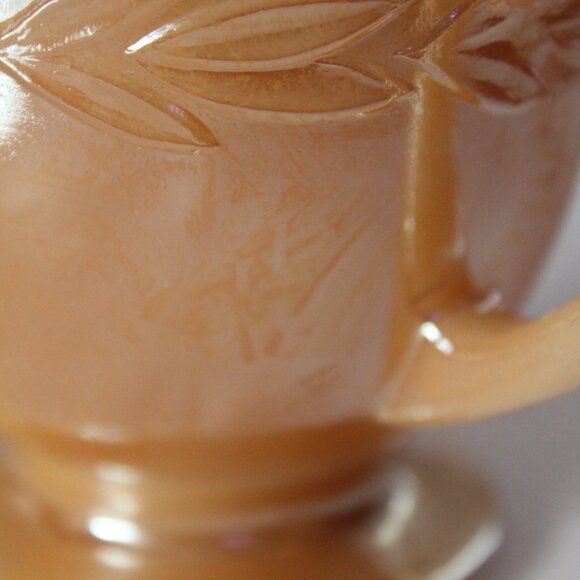 Vintage Fire King Peach Lustre Creamer & Sugar Bowl - Picture 3 of 8